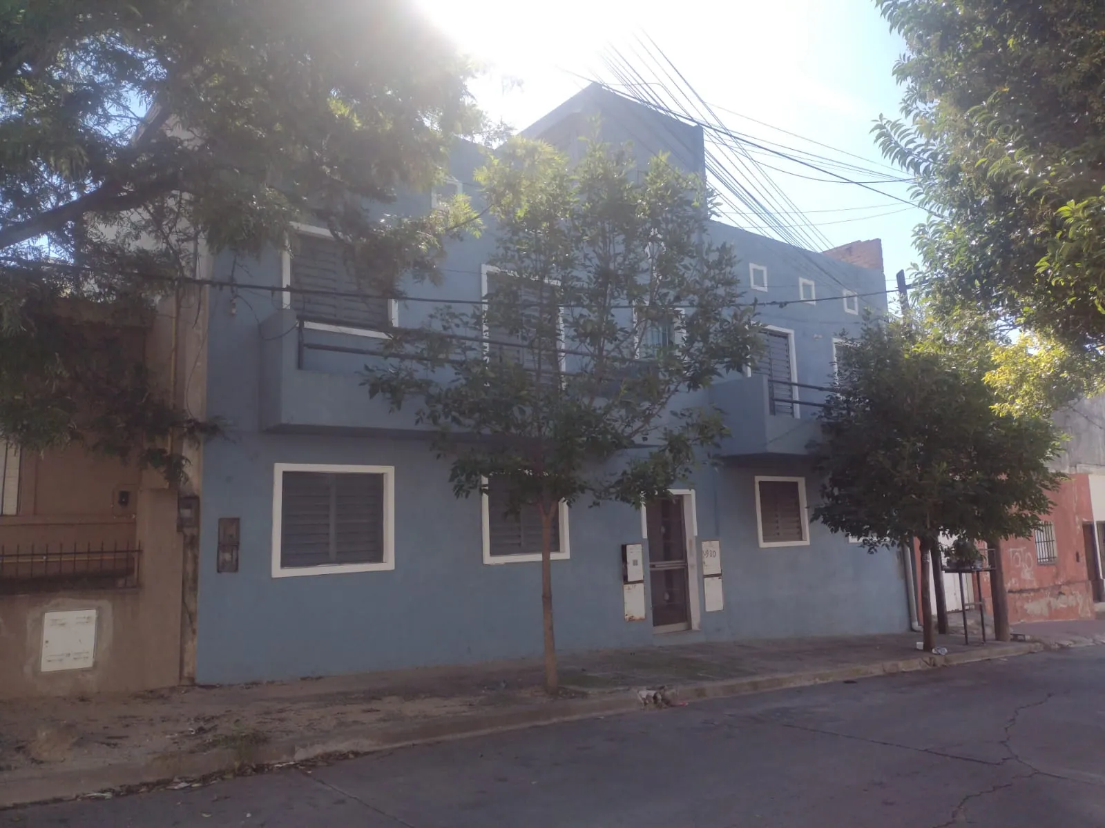 OPORTUNIDAD DE INVERSION - UN DORMITORIO - BALCON  TERRAZA CON ASADORES