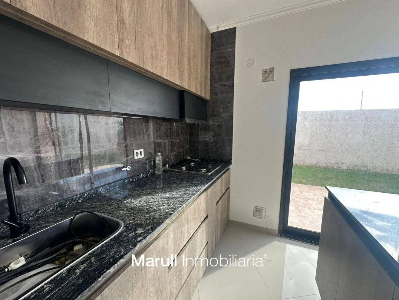 Duplex San Ignacio de  2 Dormitorios en una planta