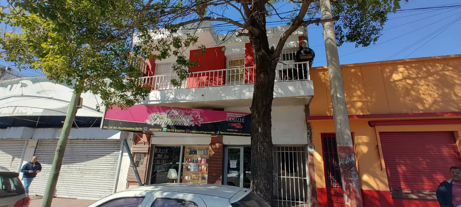 VENDO PH 1 DORM , S/24 DE SEPTIEMBRE B° YAPEYÚ
