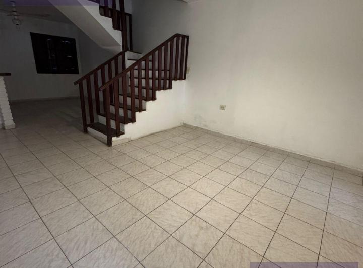 Casa · 65m² · 3 Ambientes · 1 Cochera