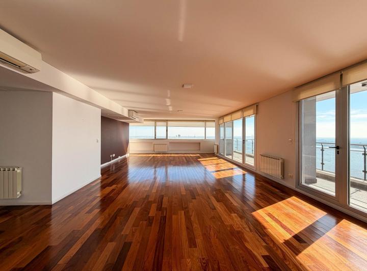 Departamento · 270m² · 5 Ambientes · 3 Cocheras