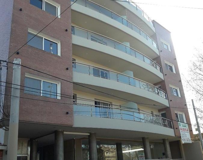 Departamento · 90m² · 4 Ambientes · 1 Cochera