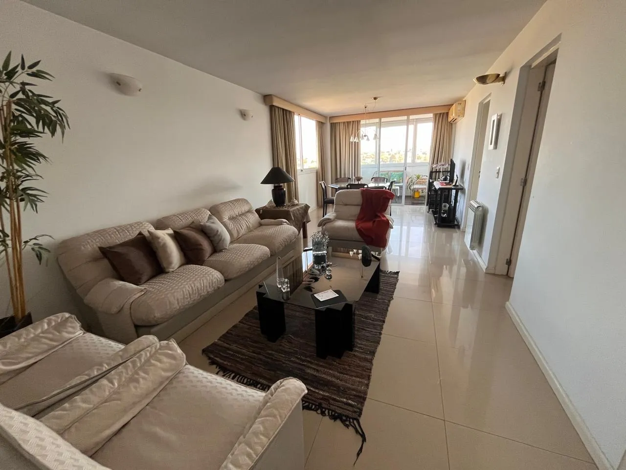 DEPARTAMENTO BAJO PALERMO 140 MTS2  PROPIOS EXTERNO 2 DORMITORIOS 2 COCHERAS 2 BALCONES IMPECABLE