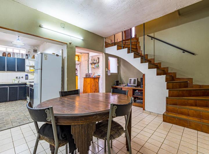 Casa · 124m² · 5 Ambientes · 1 Cochera
