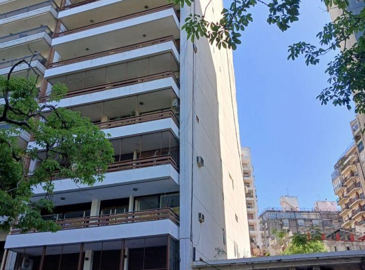 Departamento · 240m² · 5 Ambientes · 1 Cochera