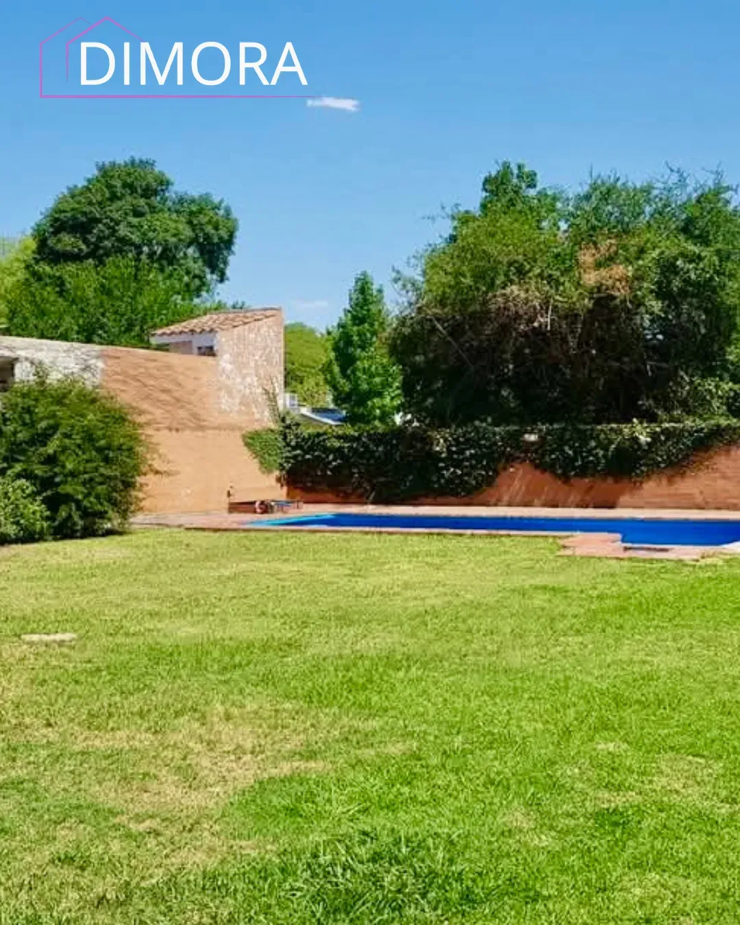 Casa en venta en Argüello Norte, Córdoba – 2 plantas con 1 casas y departamento