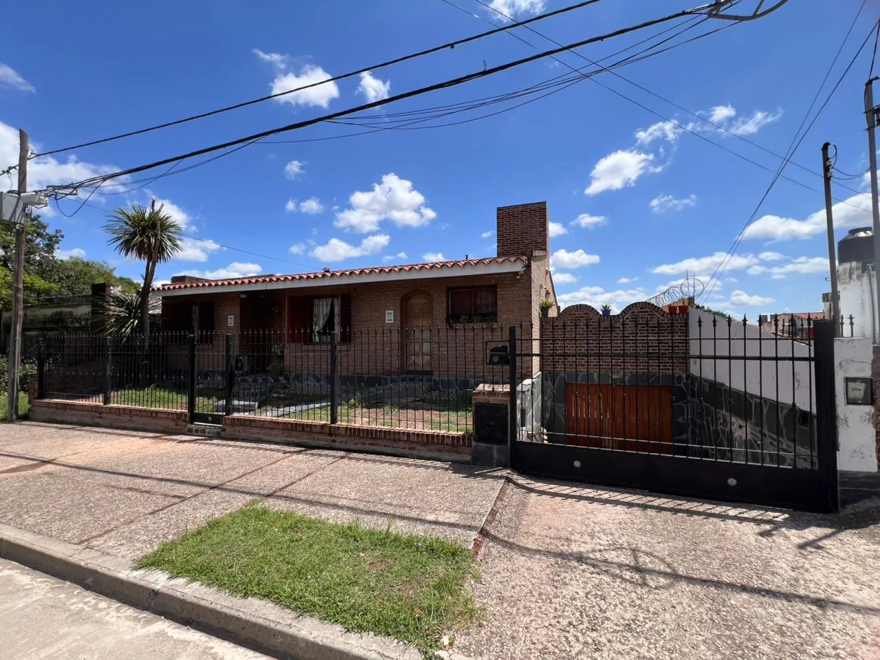 CASA EN VENTA  B QUEBRADA DE LAS ROSAS - DUARTE QUIROS 5678