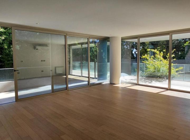 Departamento · 210m² · 6 Ambientes · 2 Cocheras
