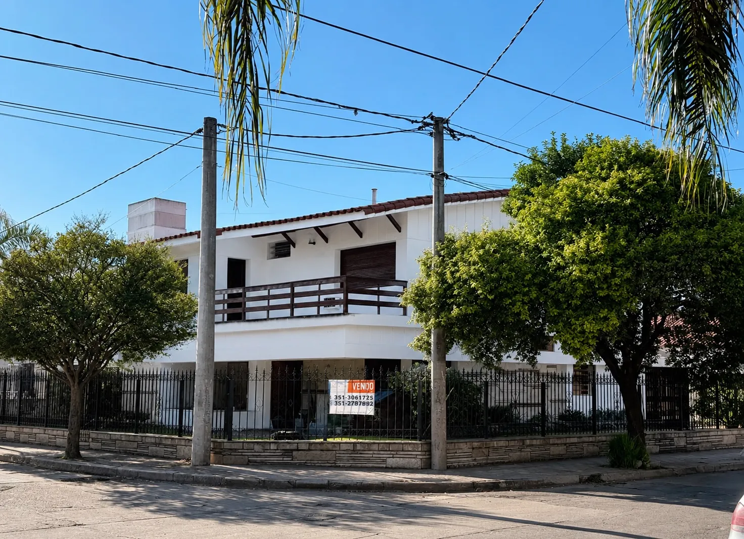 CASA CERRO DE LAS ROSAS, 5DORM, 3BAÑOS, PILETA, VENTA