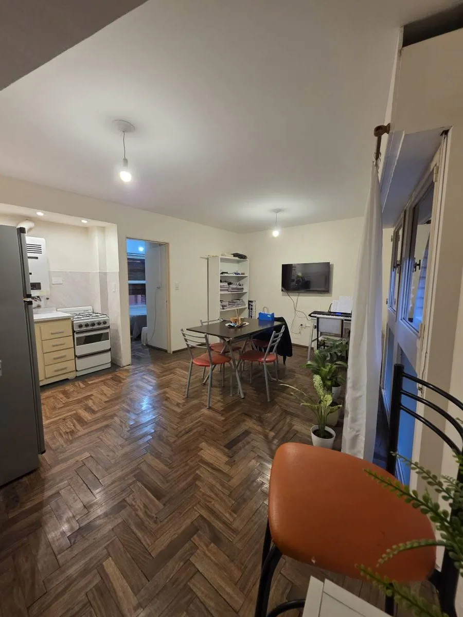 DEPARTAMENTO EN VENTA ENINDEPENDENCIA 273 A UNA CUADRA DE Bv. Illia y de Velez S...