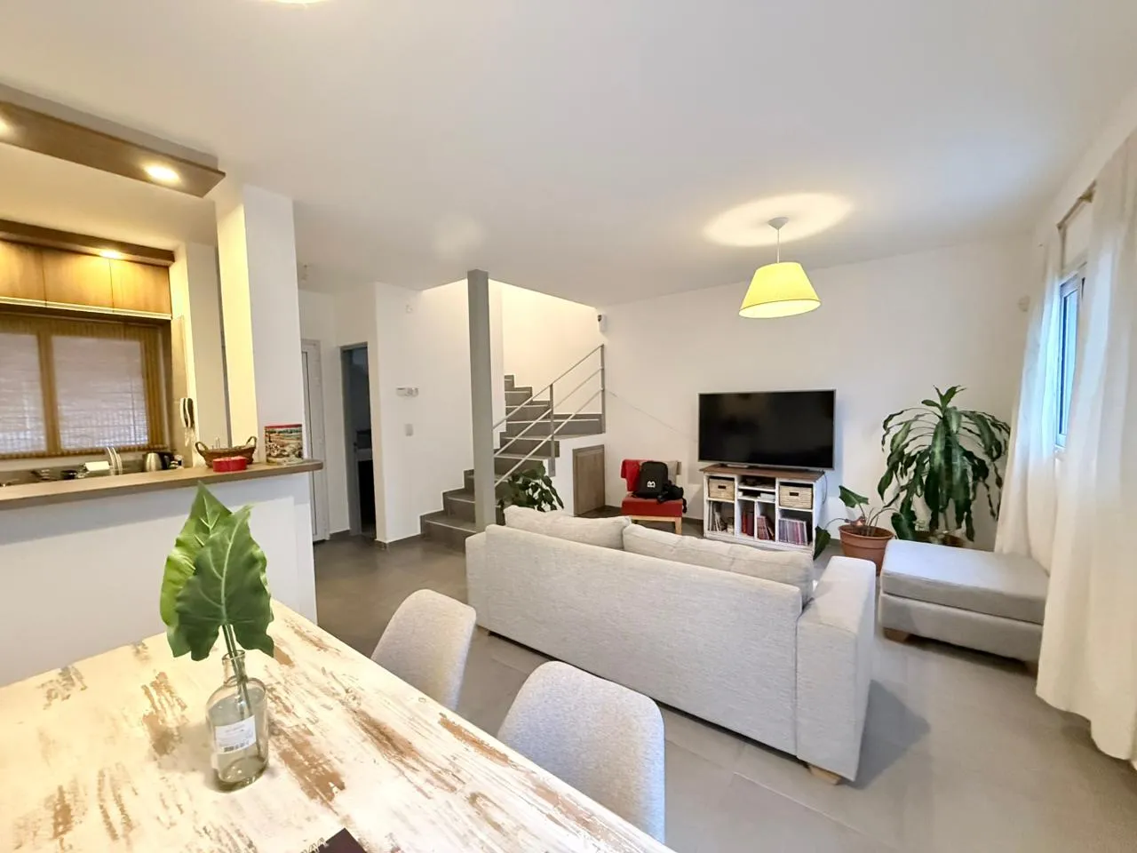 VENTA - HOUSING 2 DORM C/ SEGURIDAD - LOMAS DEL CHATEAU (JX)