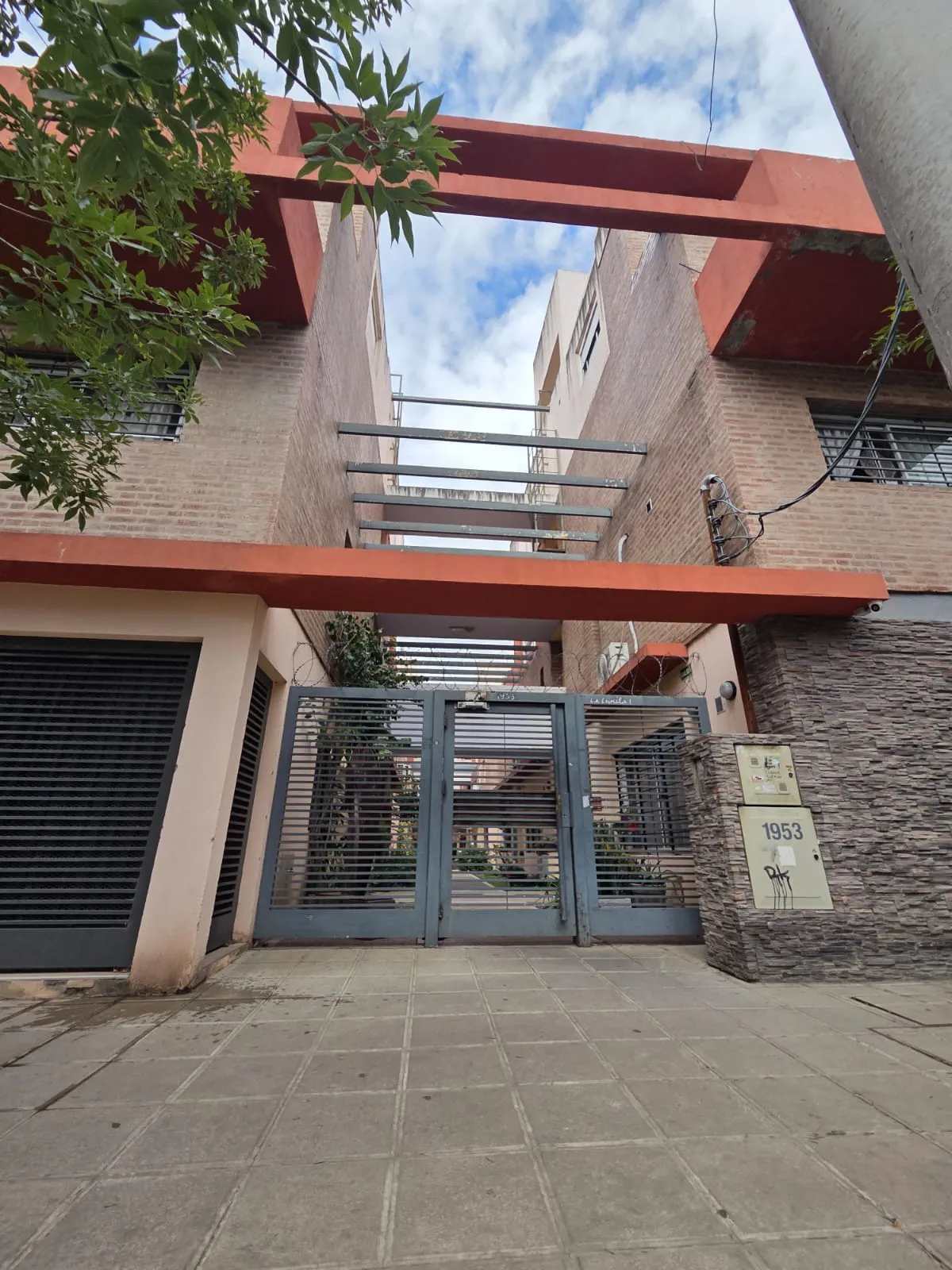 ALBERDI - DEAN FUNES 1953 - DEPTO EN VENTA