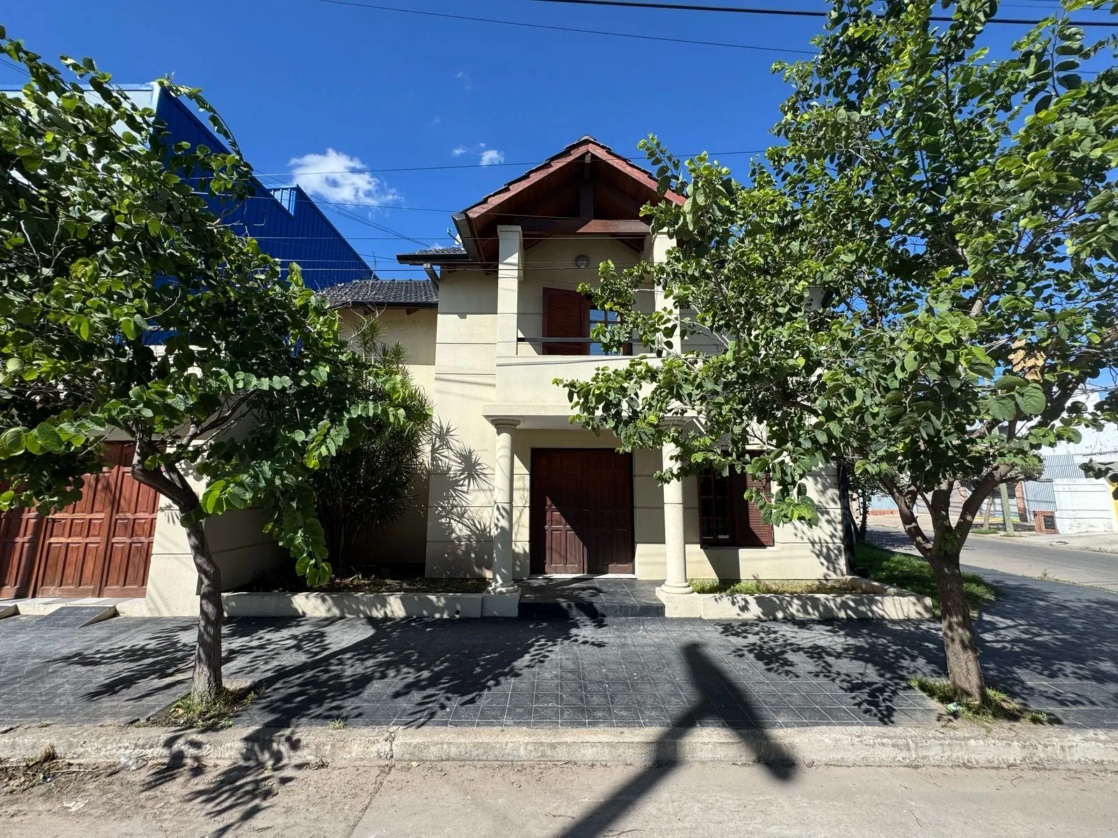 HERMOSA CASA A LA VENTA - APTO CREDITO !!!