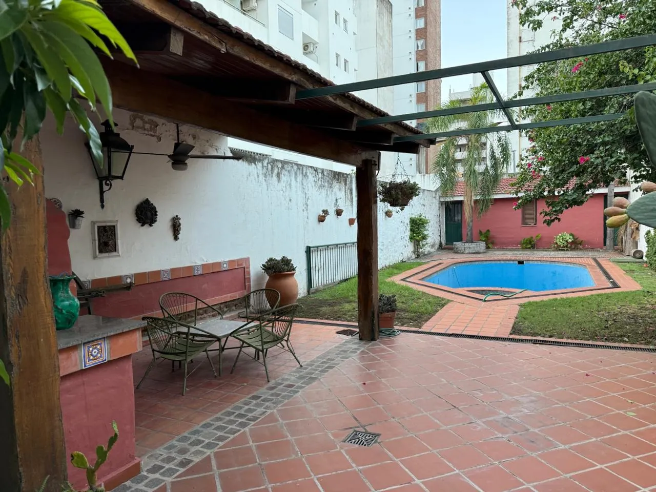 Casa en  venta en barrio centro de córdoba , a metros de Boulevard San Juan, rec