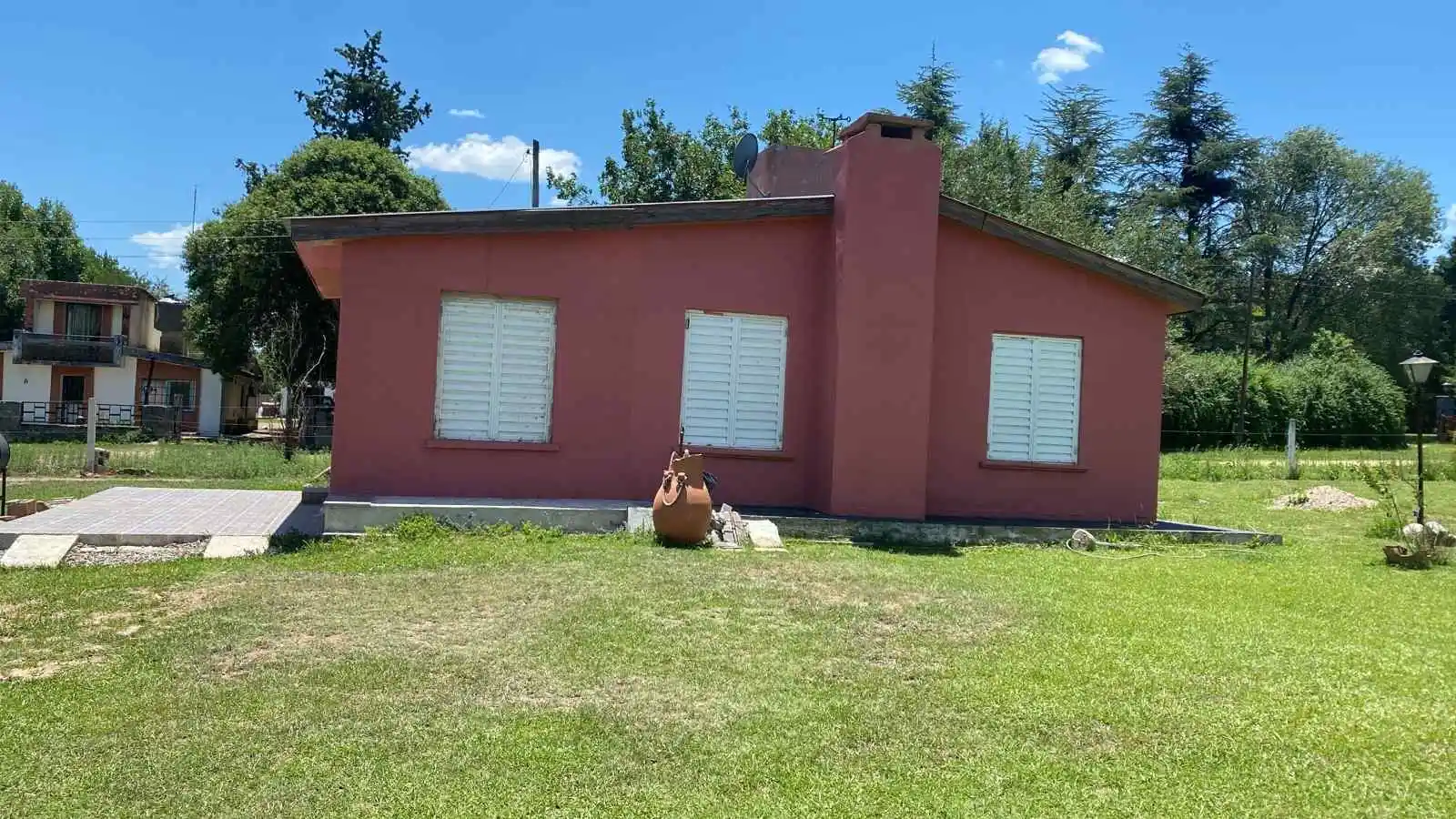 COSQUIN: A 50 MTS DEL RIO, TERRENO 2693 M2, PILETA, ESCRITURA