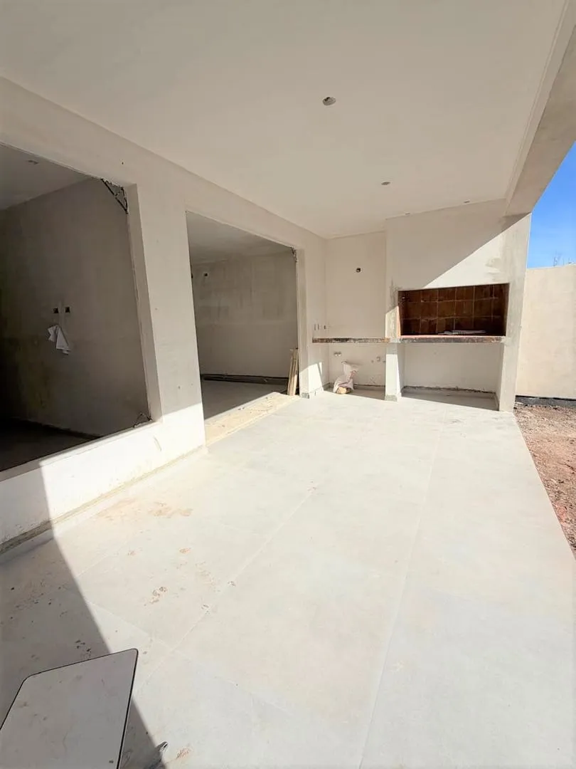 DUPLEX EN PLANTA BAJA EXCELENTE CALIDAD Y TERMINACIONES