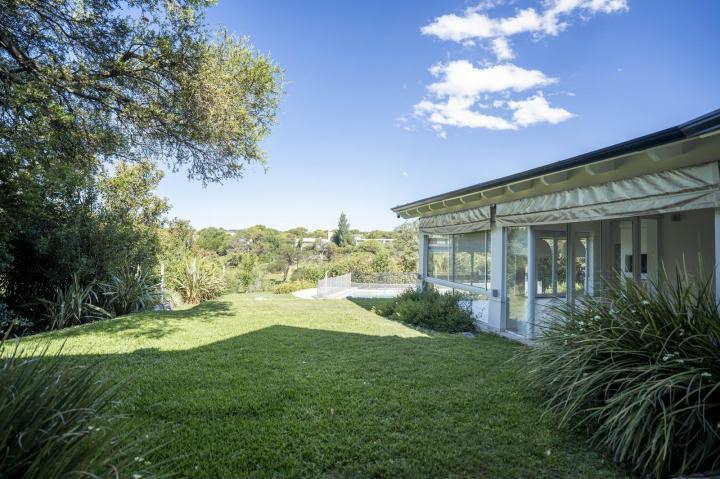 Casa · 728m² · 4 Ambientes