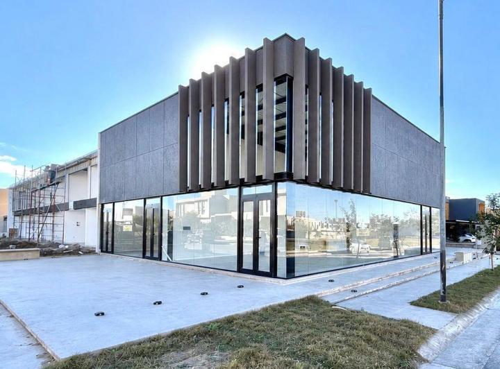 Local comercial · 96m²