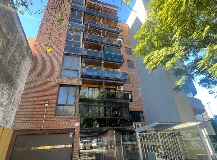 Departamento · 42m² · 5 Ambientes · 1 Cochera