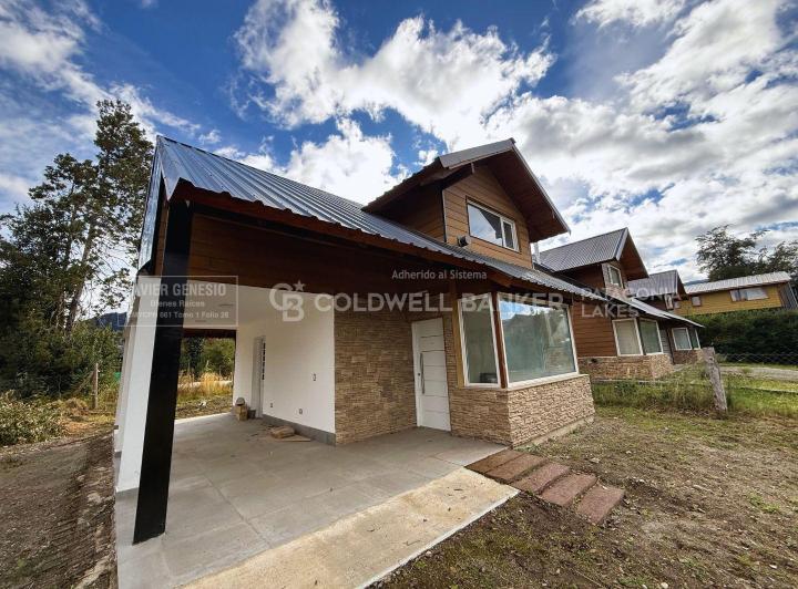 Casa · 233m² · 4 Ambientes · 1 Cochera