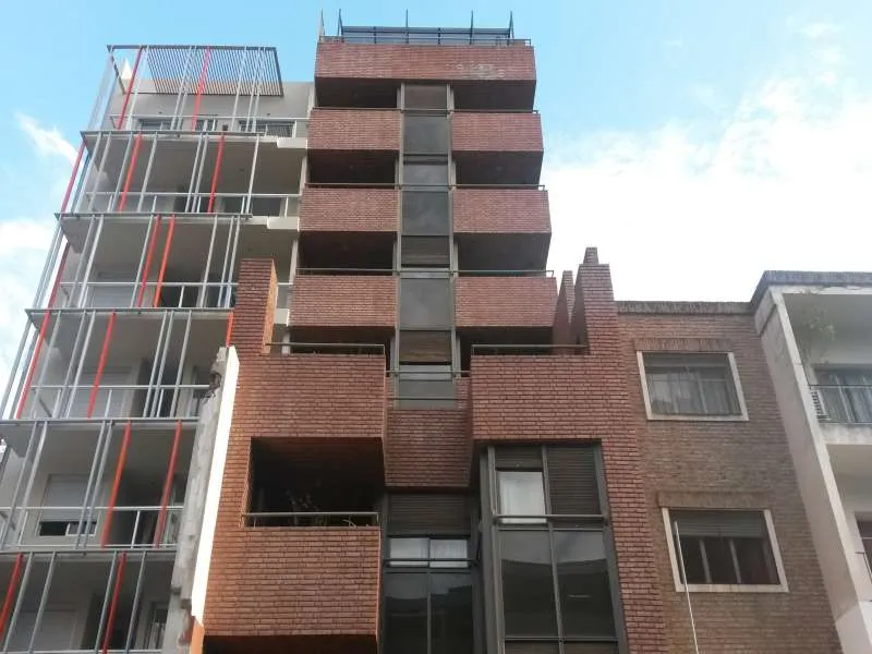 EXCELENTE UNIDAD CORAZON DE NUEVA CORDOBA CON ESCRITURA