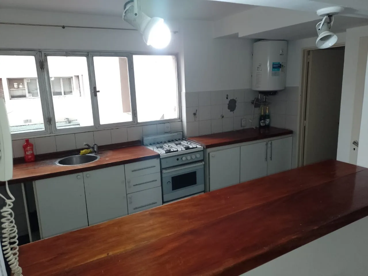 Vendo departamento 2 dorm a metros Plaza Colon.