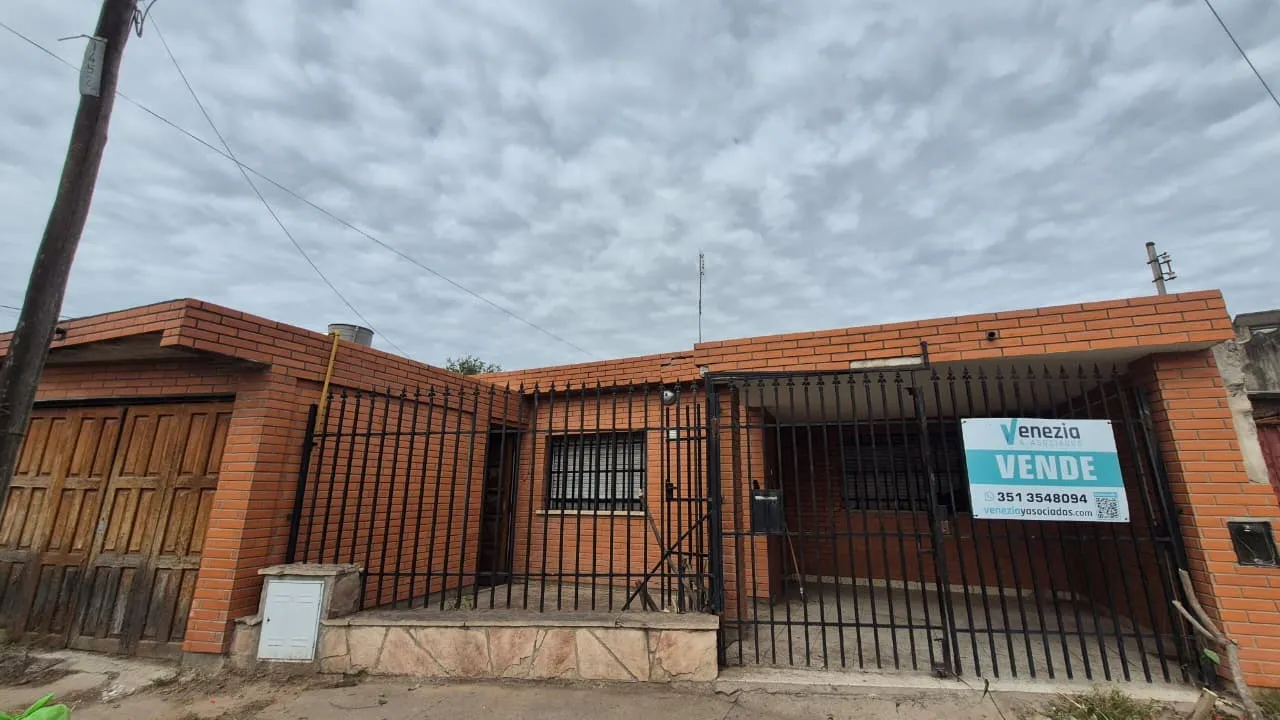 OPORTUNIDAD!!! Venta Ameghino Norte- 2 dormitorios- 200 mts Ruta 20!