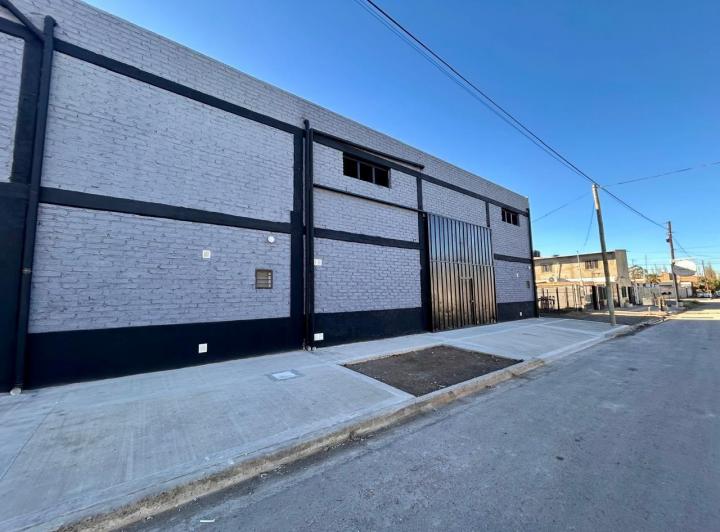 Local comercial · 600m²