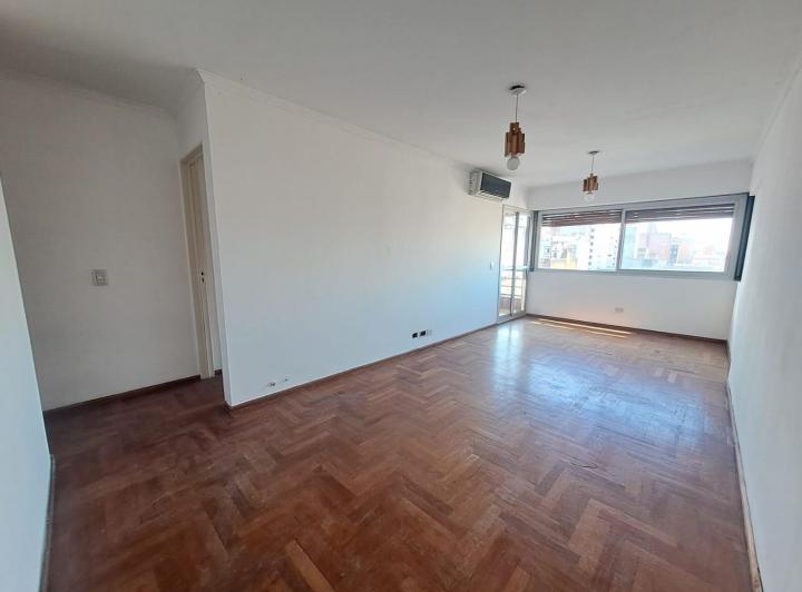 Departamento · 77m² · 5 Ambientes