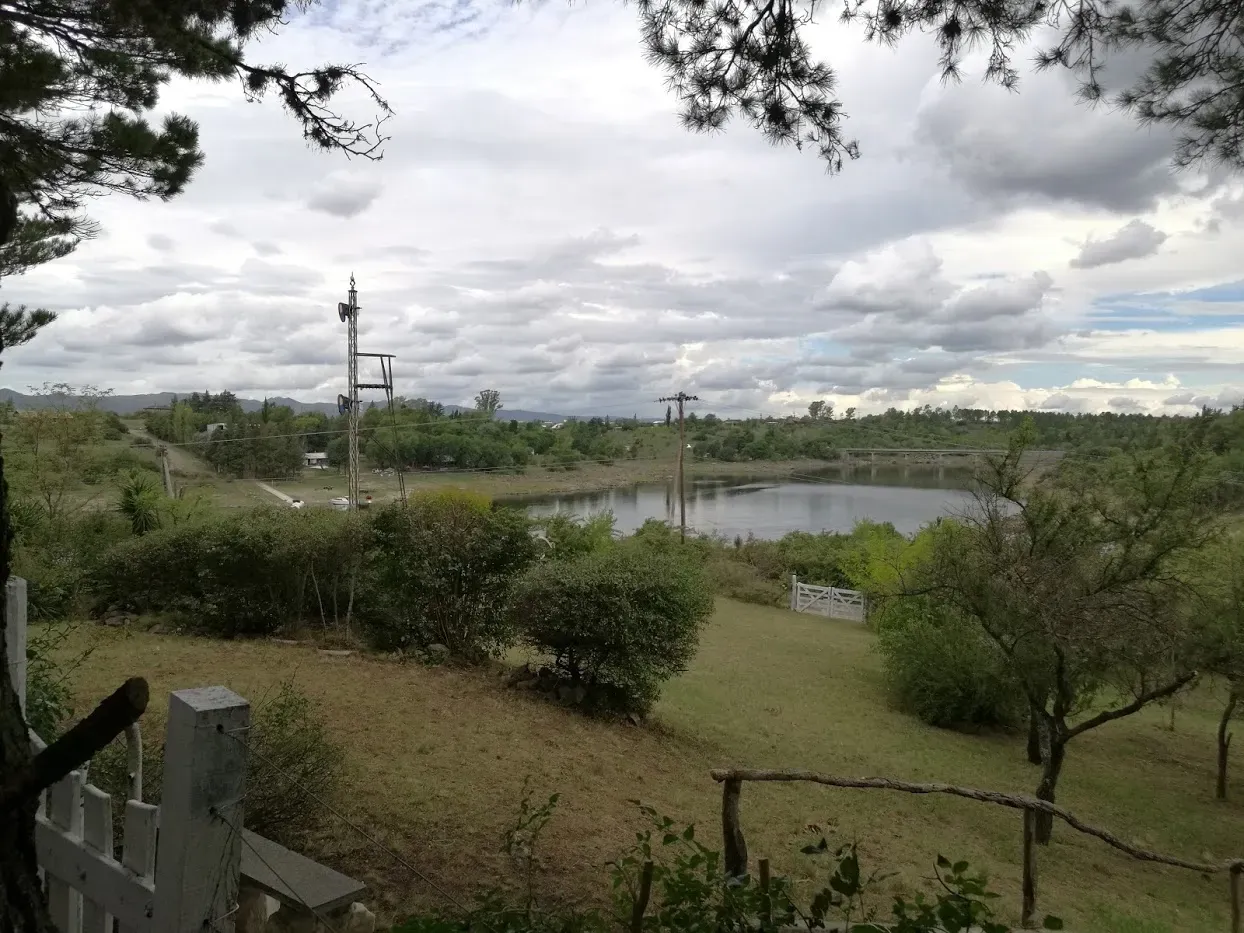 KABALS VENDE LOTE DE 3.000M2 + CASA 2 DE DORMITORIOS - PUENTE LOS ESPINILLOS