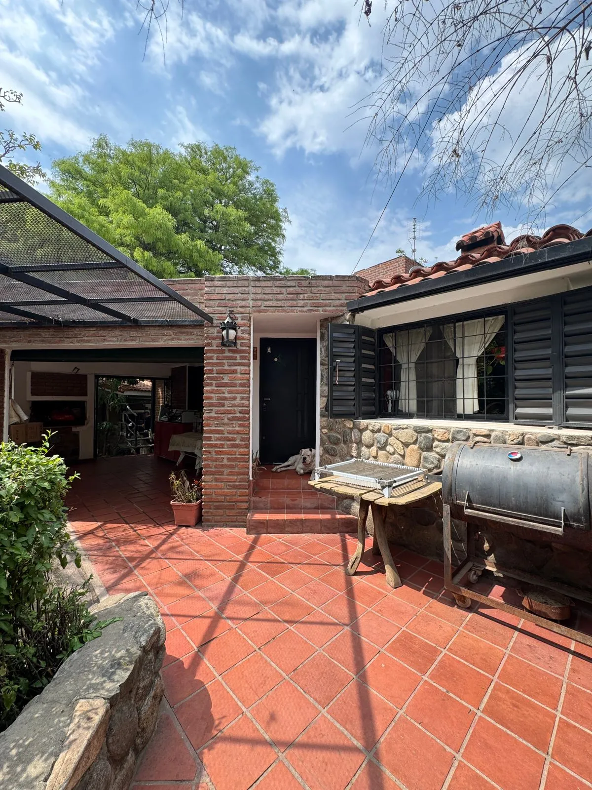 SE VENDE CASA + MONOAMBIENTE EN VILLA LOS AROMOS