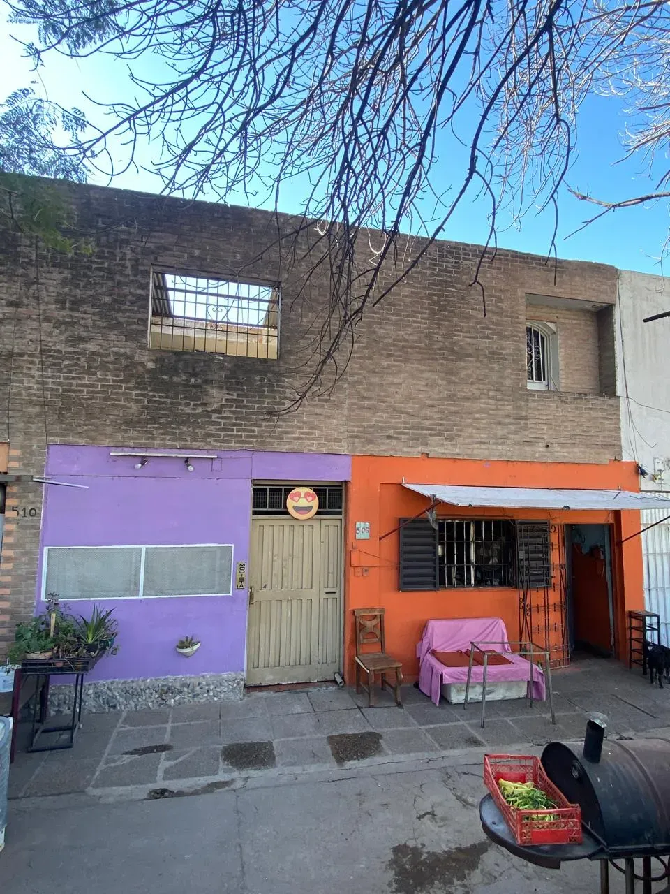 KABALS VENDE DEPTO 2 DORMITORIO RECIBE VEHÍCULO