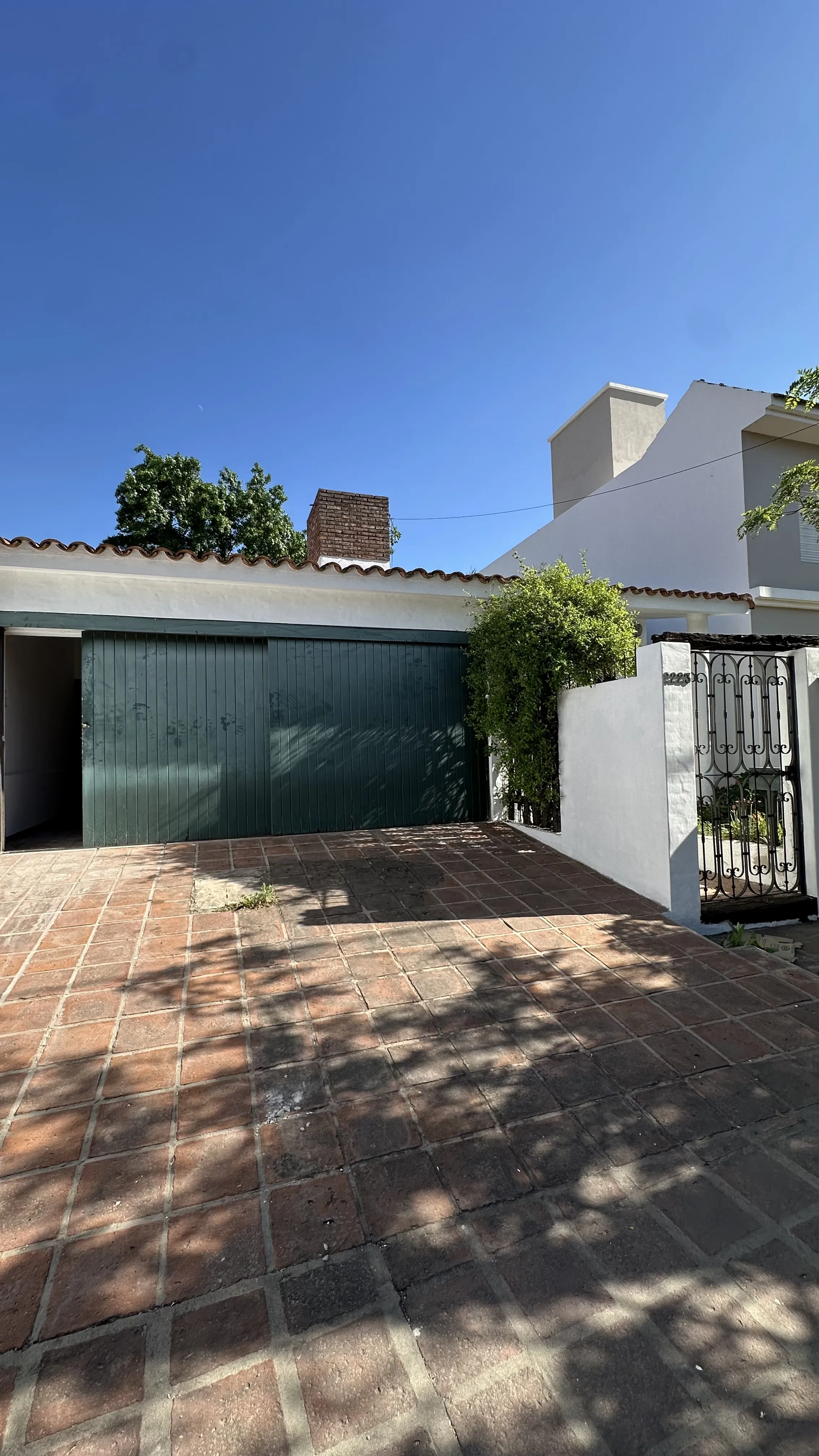 Casa un dormitorio , cochera doble , Tablada Park
