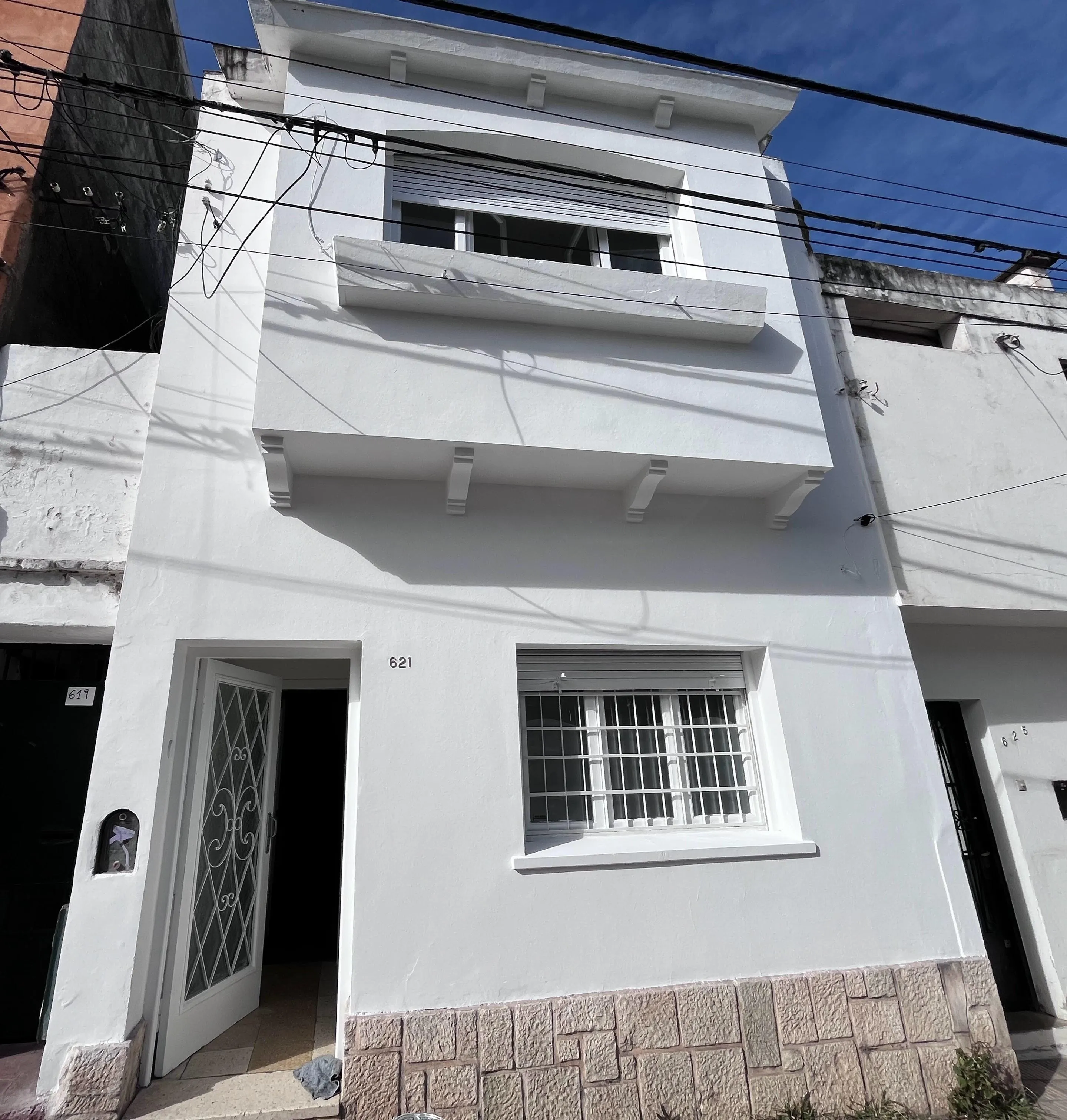 !!VDO. CASA 2 PLANTAS EXC. INVERSION B° GUEMES!!