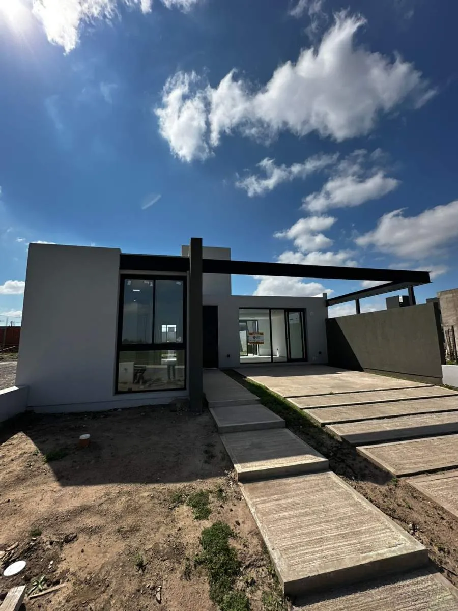 CASA 2  DORM - ESTRENAR EN DOCTA