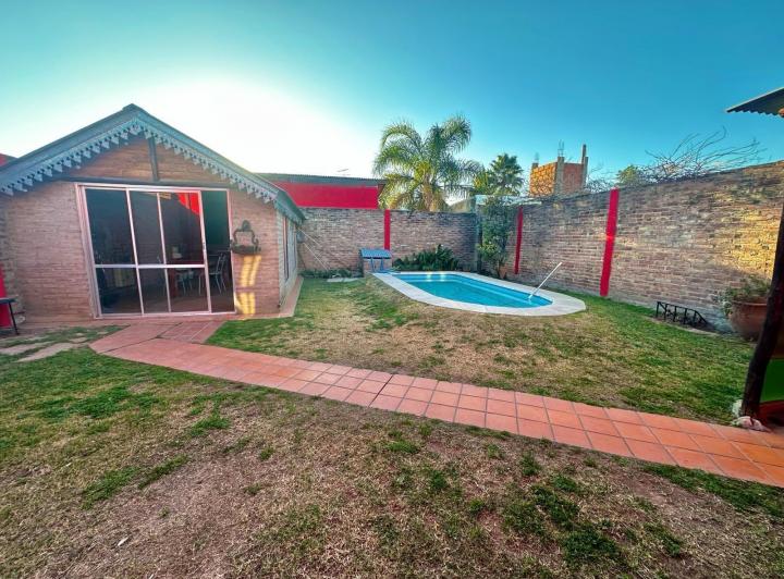 Casa · 135m² · 7 Ambientes · 1 Cochera