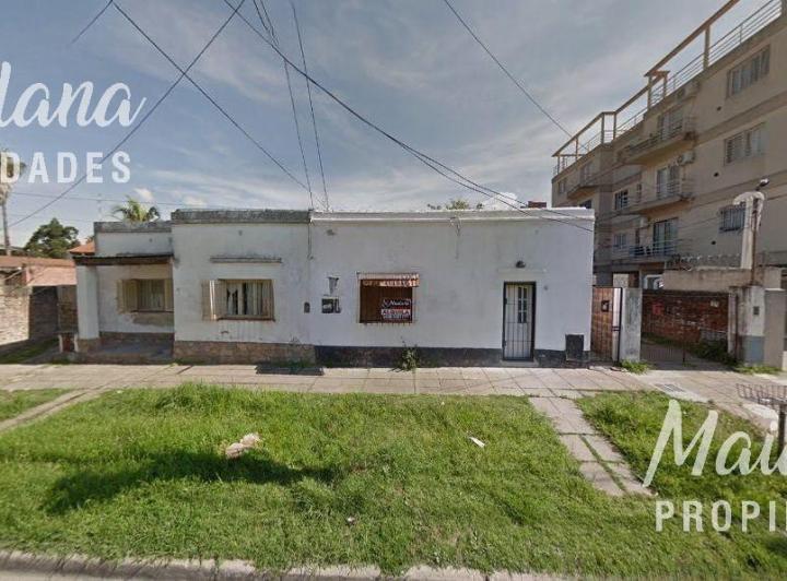 Terreno · 250m² · 9 Ambientes · 1 Cochera