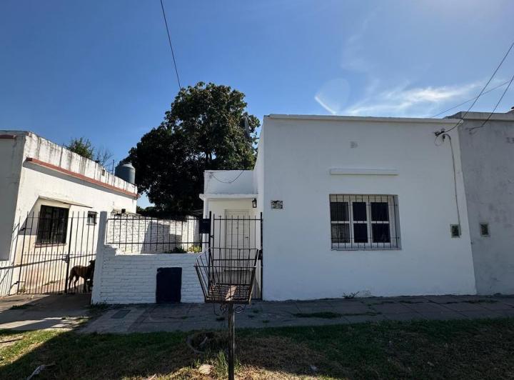 Terreno · 129m² · 6 Ambientes · 1 Cochera