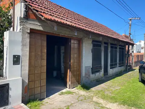 Casa en Venta en Los Hornos, Partido de La Plata