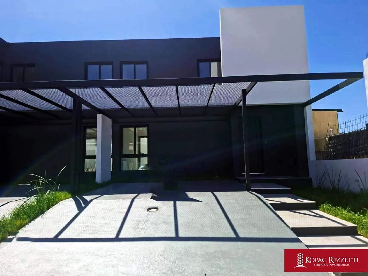DOCTA - VENTA DUPLEX 3 DORMITORIOS