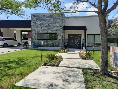 Casa en Venta en El Nacional Club De Campo, Countries y Barrios Cerrados en General Rodriguez