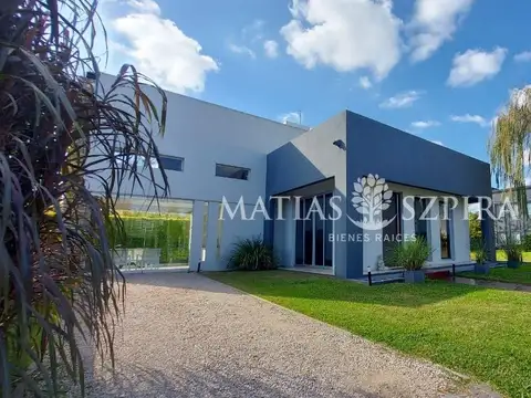 Casa en Venta en Villa Gobernador Udaondo, Partido de Ituzaingó