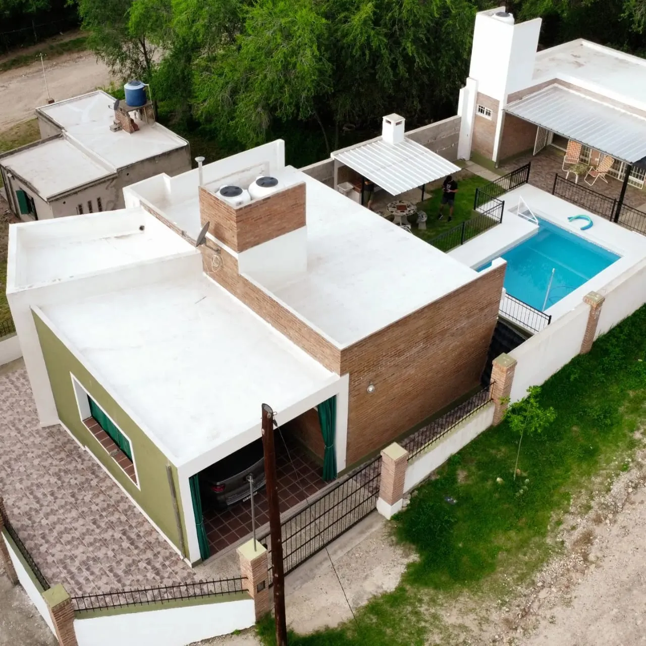 Se vende casa en Calle Ecuador esq. Rivadavia Mina Clavero