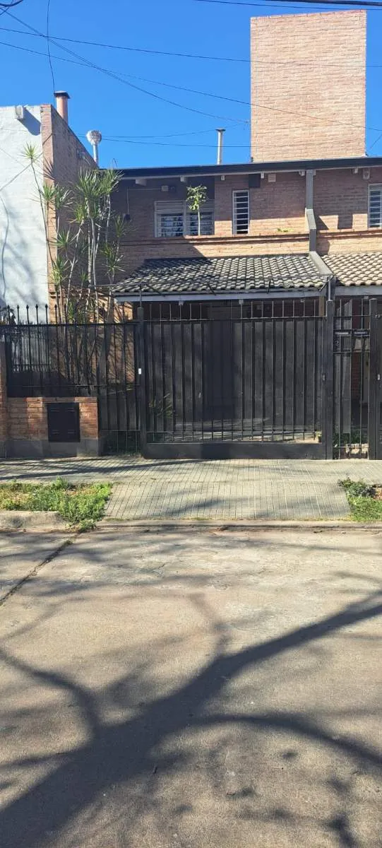 Vendo casa 3 dorm Jardin