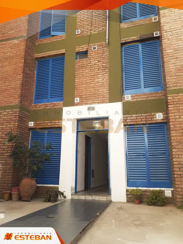 Departamento con TERRAZA PRIVADA en Santa Rosa 490