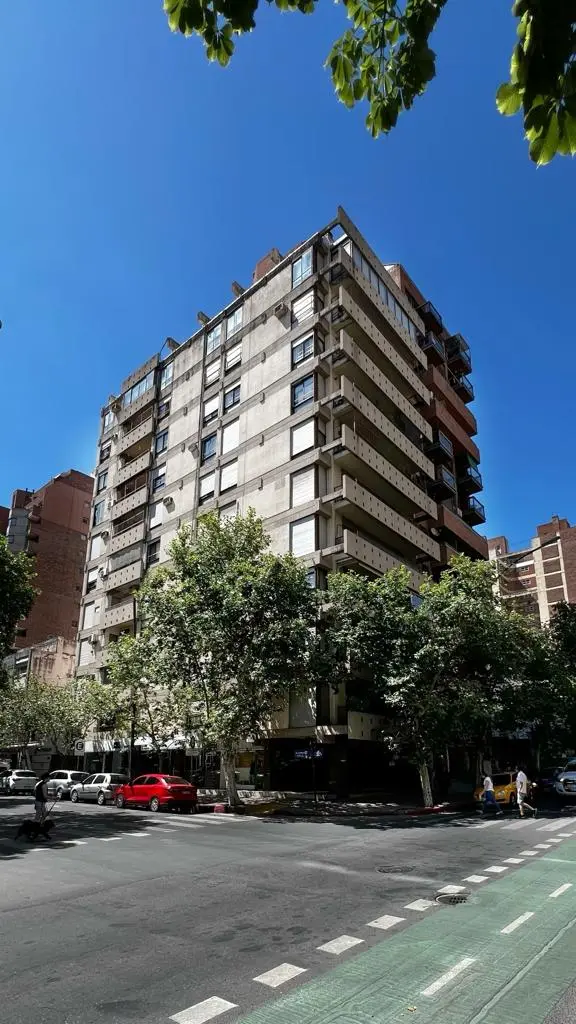NVA CORDOBA ESPECTACULAR PISO 4 DORM Y GRAN BALCON