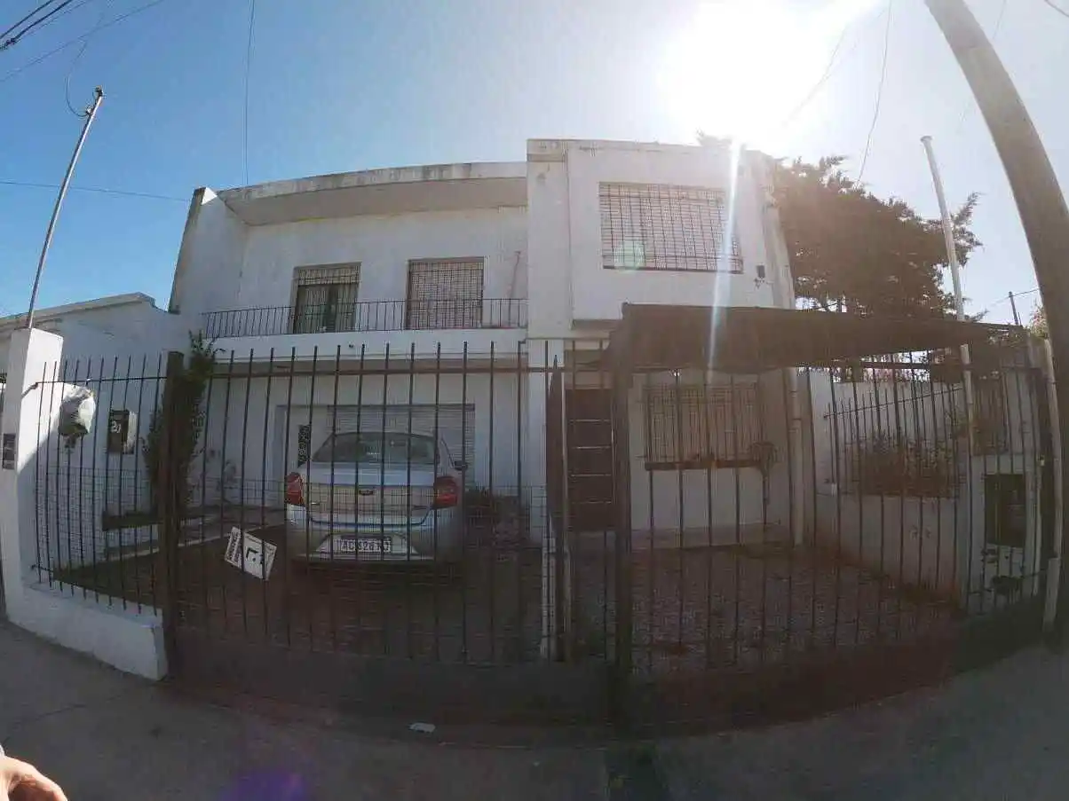 Dos casas con acceso independiente Rosedal
