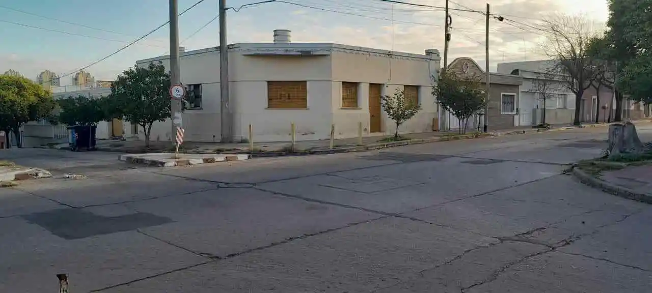 Bº PROVIDENCIA- CASA EN VENTA- 2 DORMITORIOS