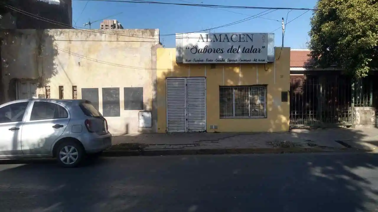 VENTA CASA A DEMOLER,+ LOCAL + PATIO