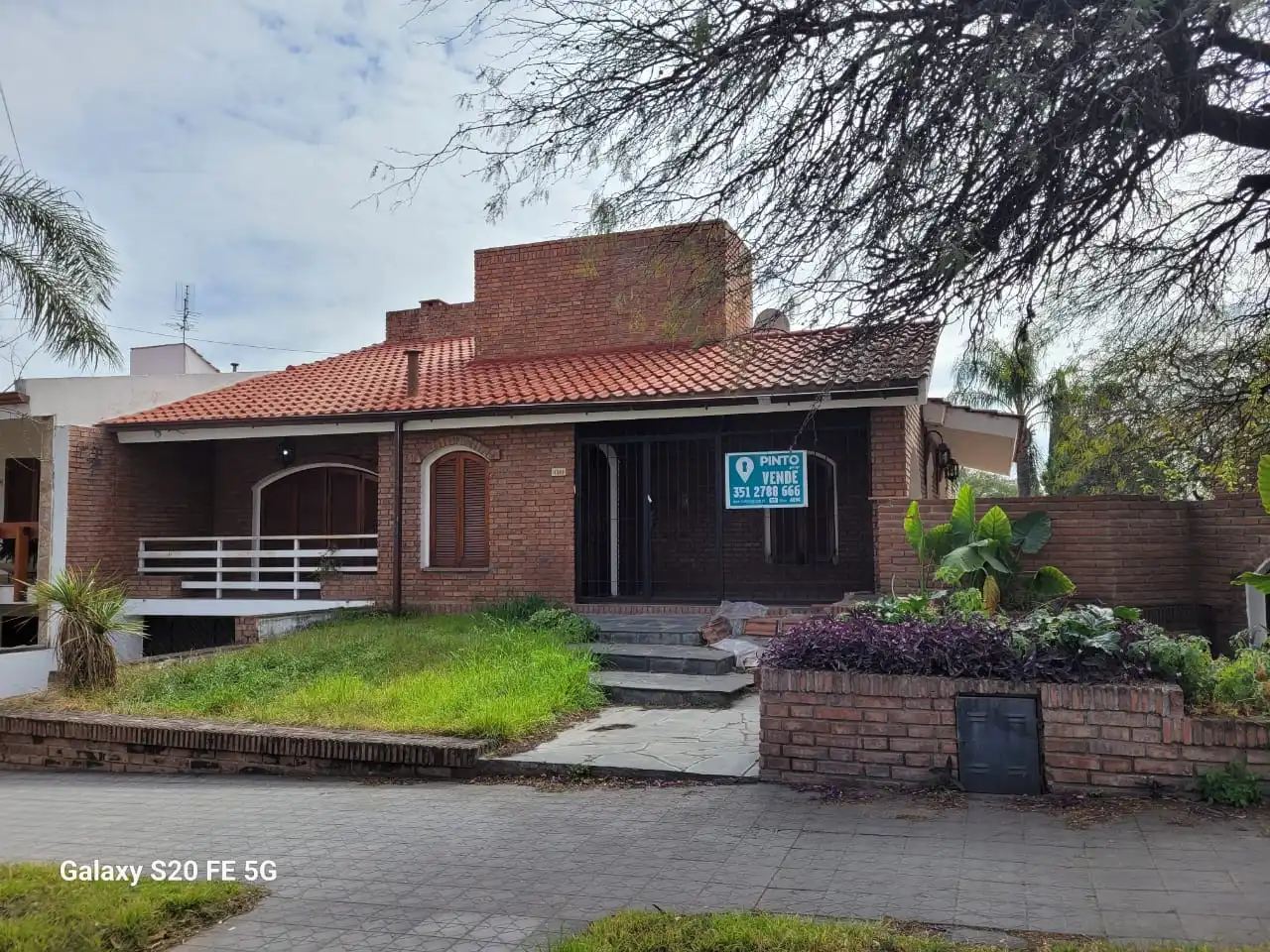 CASA VENTA URCA 3 DORMITORIOS PILETA